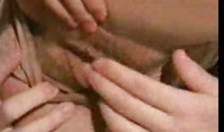 دختر سكس دزدان دريايي با دوست پسر خود رابطه جنسی در لباس مدرسه دارد