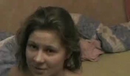 ورونیکا از دانلود فیلم صحنه دار دزدان دریایی blowjob عمیق می کشد و الاغ روی تخت لعنتی می شود
